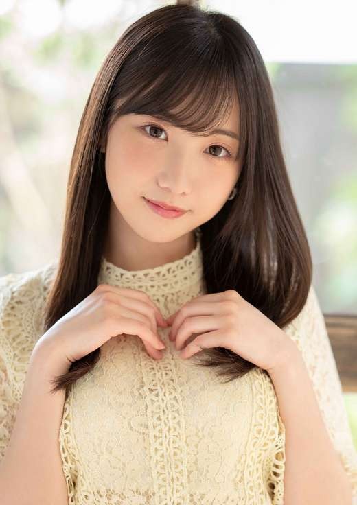 浜辺やよい 流出　乳首　おっぱい　エロ画像